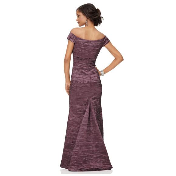 Alex Evenings Dresses & Skirts - Alex Evenings Sz 4 Mermaid Gown Off The Shoulder Beaded Pleated Taffeta Crinkled